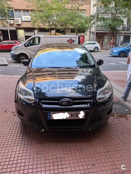 Używany Ford Focus Trend 115 KM (84 kW) 2012 Czarny Sedan/Limuzyna