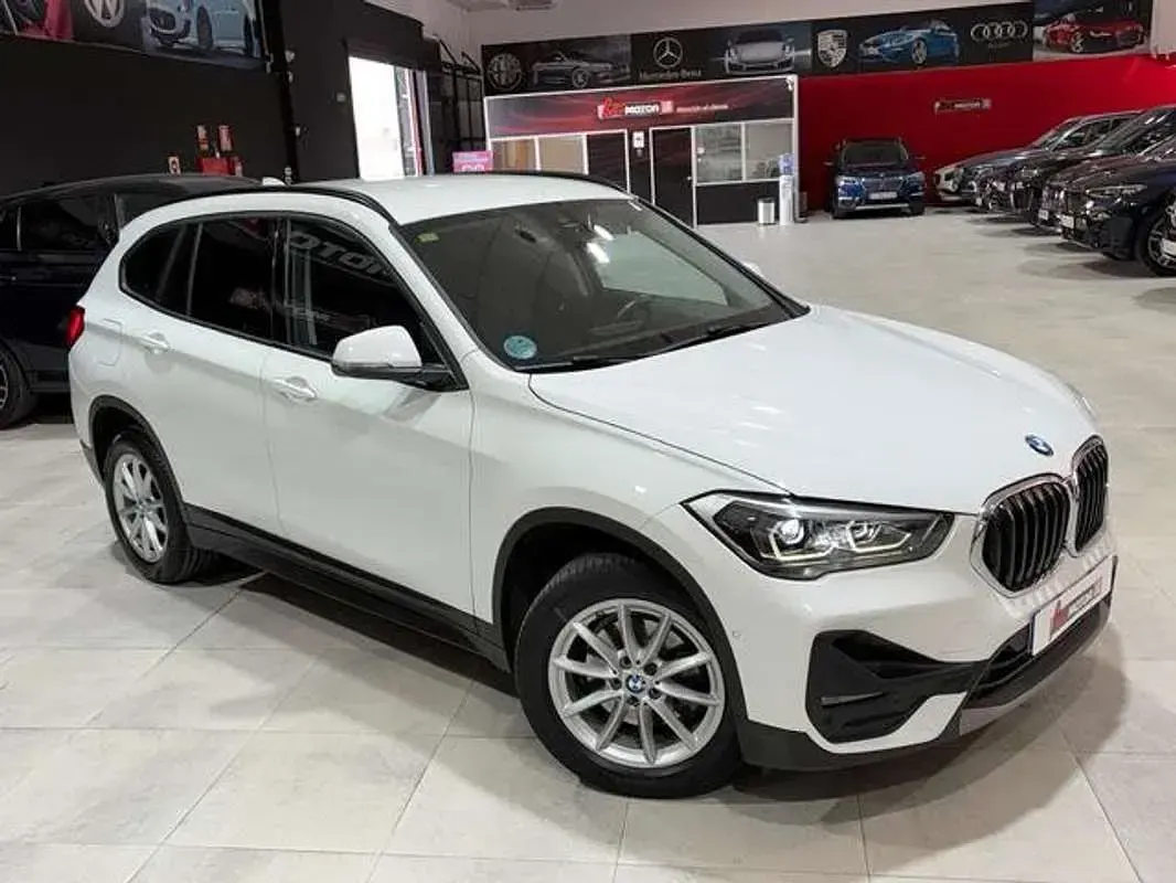 Usado BMW X1 150 CV (110 kW) 2020 Blanco SUV