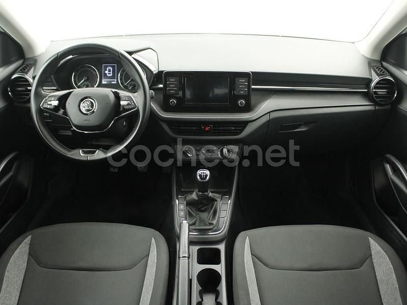 Usado Skoda Fabia Active 95 CV (69 kW) 2022 Blanco Utilitario