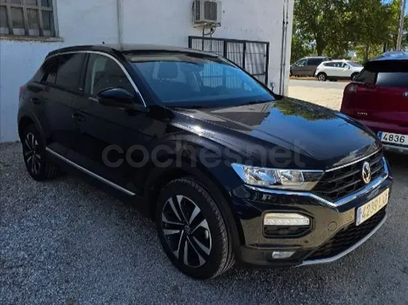 Usado VW T-Roc Advance 115 CV (84 kW) 2021 Negro SUV
