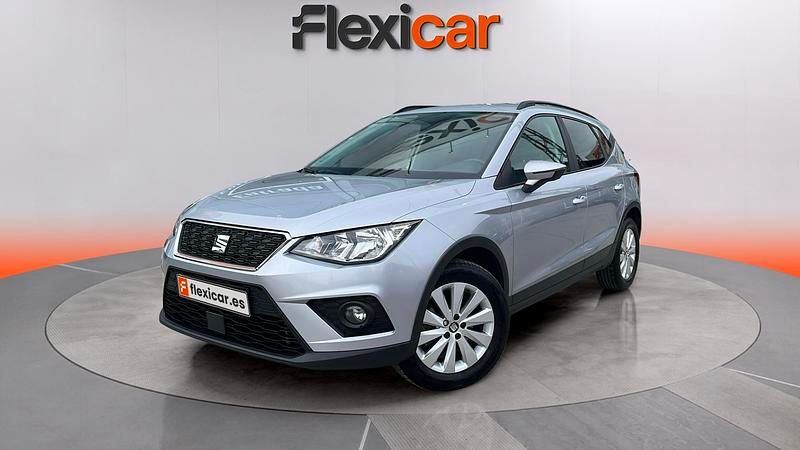 Usado Seat Arona Ecomotive 116 CV (85 kW) 2019 Gris SUV