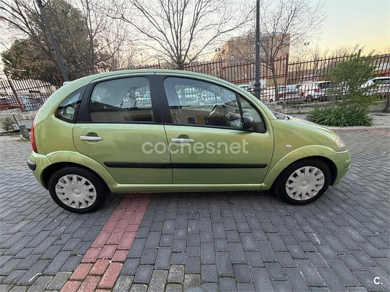 Usado Citroën C3 110 CV (80 kW) 2003 Verde Berlina