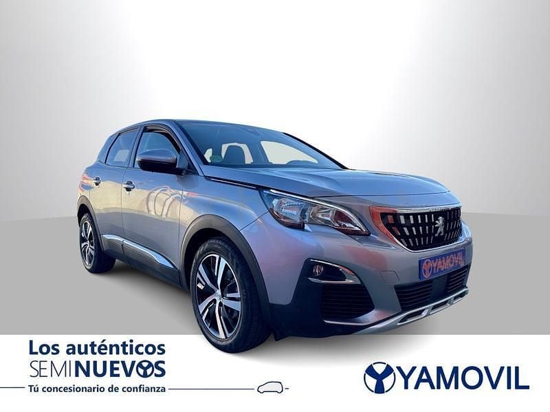 Usado Peugeot 3008 Allure 130 CV (95 kW) 2019 Gris SUV