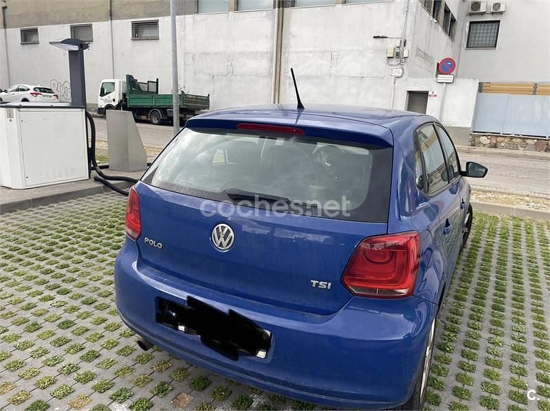 Usado VW Polo Advance 90 CV (66 kW) 2013 Azul Utilitario