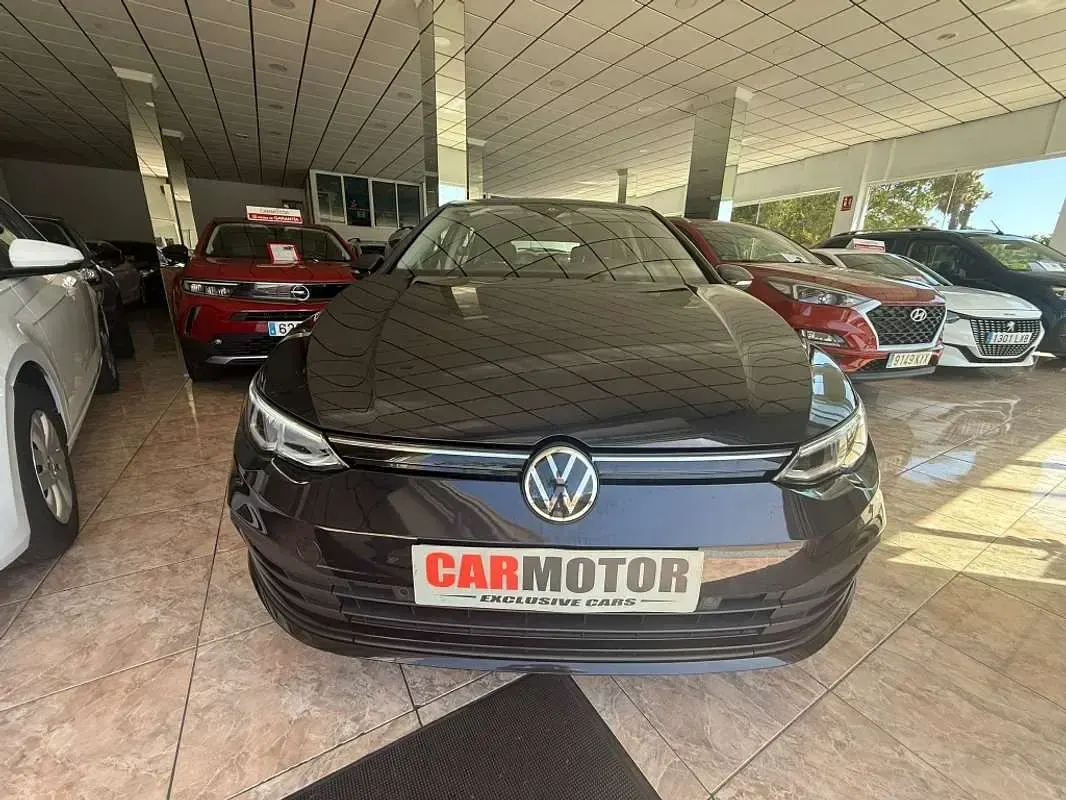 Usado VW Golf VIII 116 CV (85 kW) 2022 Negro Utilitario