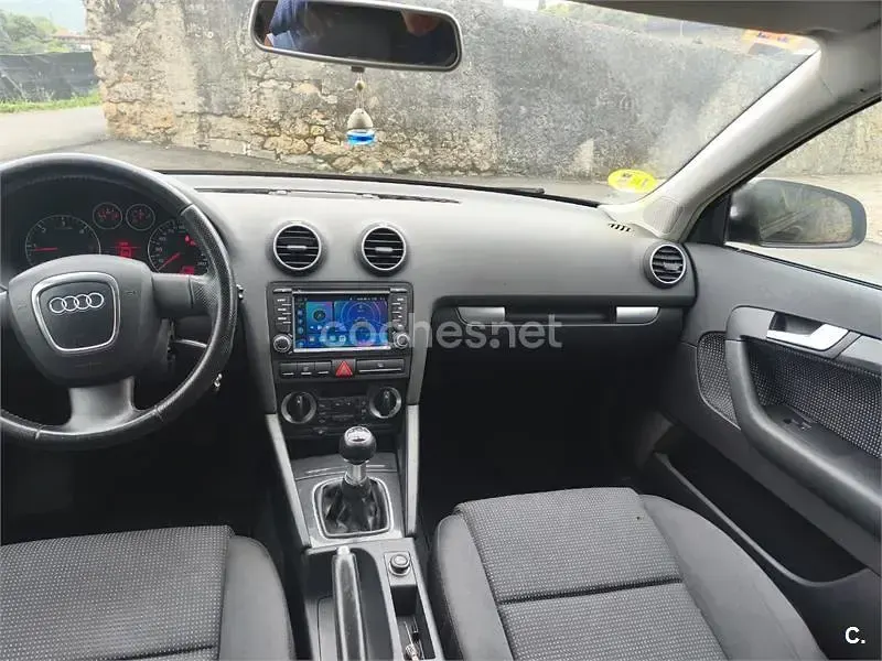 Usado Audi A3 Ambiente 140 CV (102 kW) 2007 Negro Utilitario