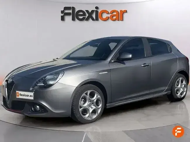 Usado Alfa Romeo Giulietta 120 CV (88 kW) 2018 Gris Berlina