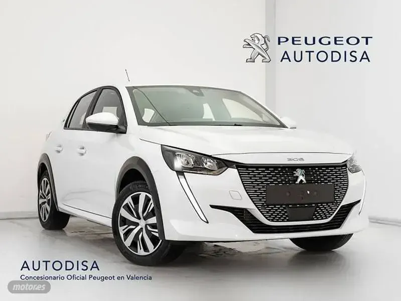 Usado Peugeot e-208 Active 100 kW (136 CV) 2024 Blanco Utilitario