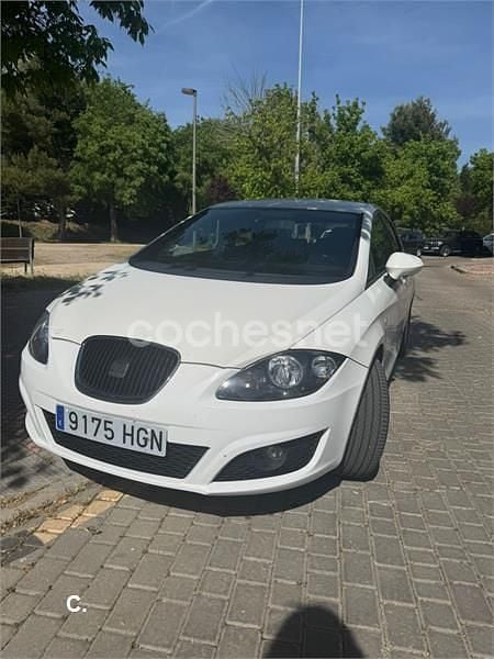 Käytetty Seat Leon Copa 90 HP (66 kW) 2011 Valkoinen Viistoperä