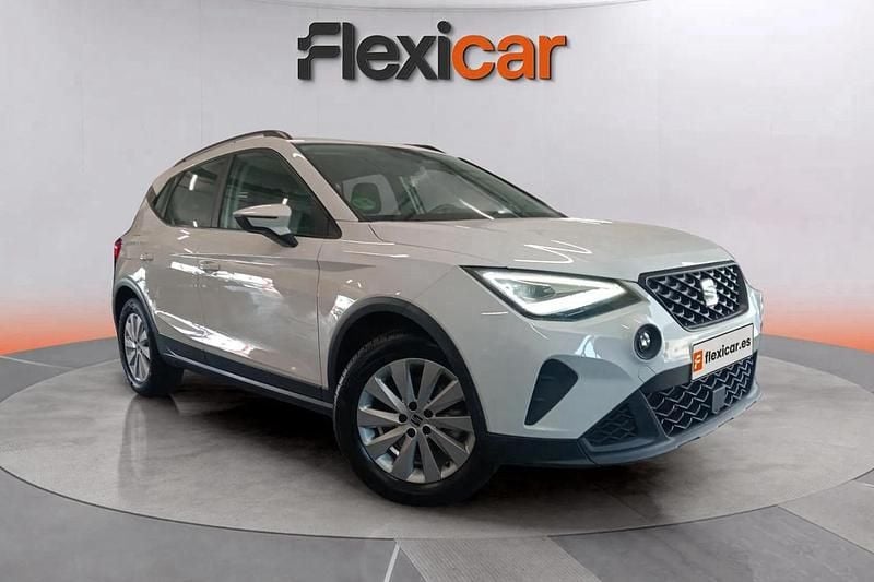 Blanco Usado 2021 Seat Arona Ecomotive SUV | 16.490 € (Precio justo) - Imagen 1/4