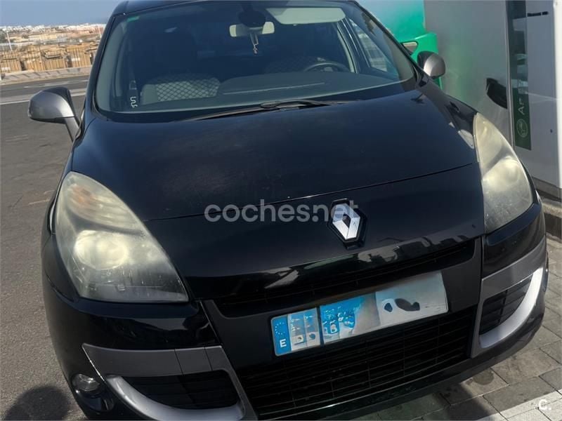 Negro Usado 2011 Renault Scénic III Authentique Monovolumen | 5300 € (Precio justo) - Imagen 1/4