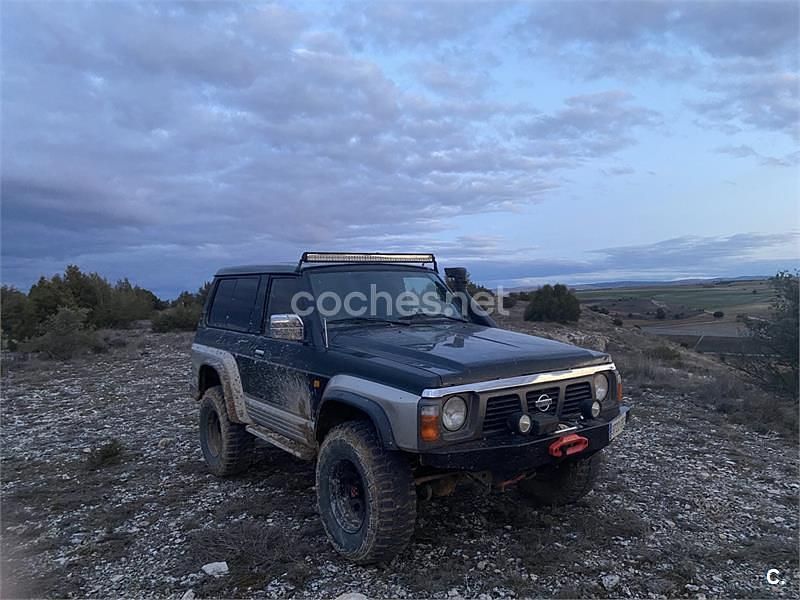 Usado Nissan Patrol 115 CV (84 kW) 1996 Gris / plata SUV