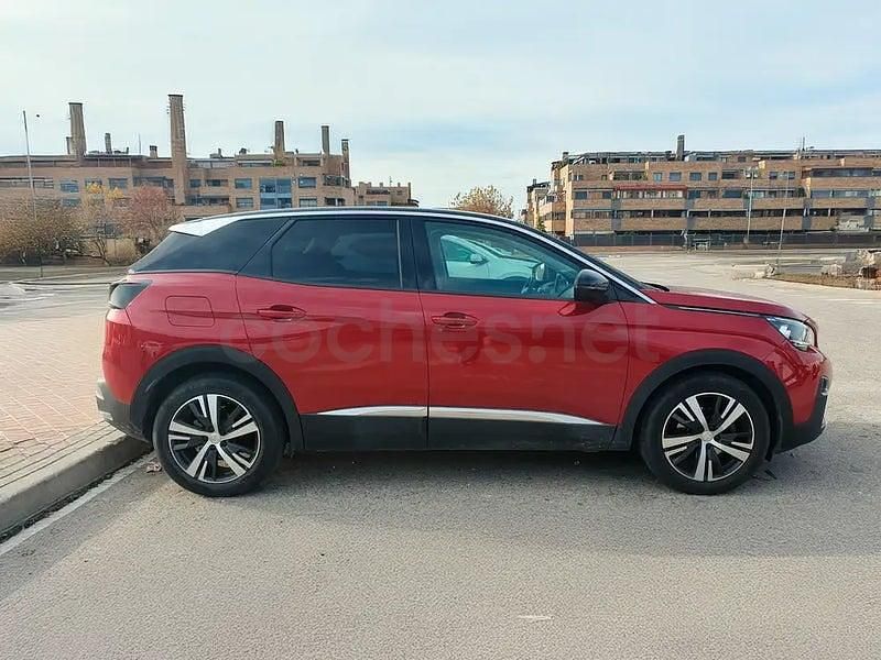 Usado Peugeot 3008 Allure 130 CV (95 kW) 2017 Rojo SUV