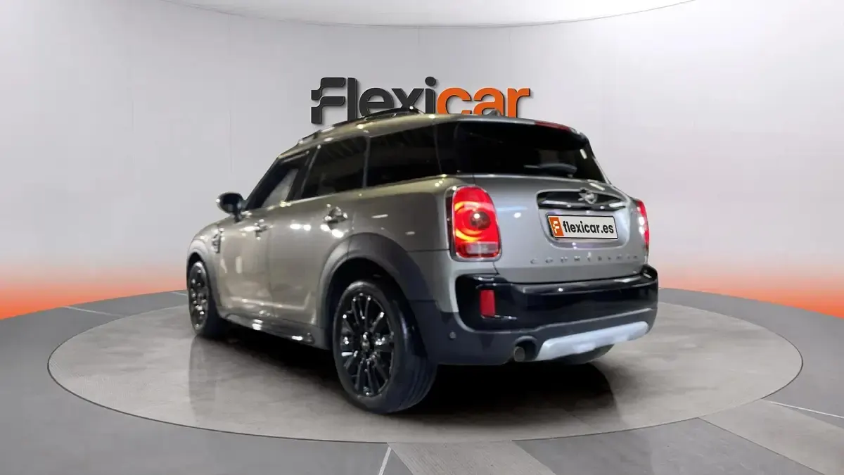 Usado Mini One D Countryman 117 CV (86 kW) 2019 Gris SUV