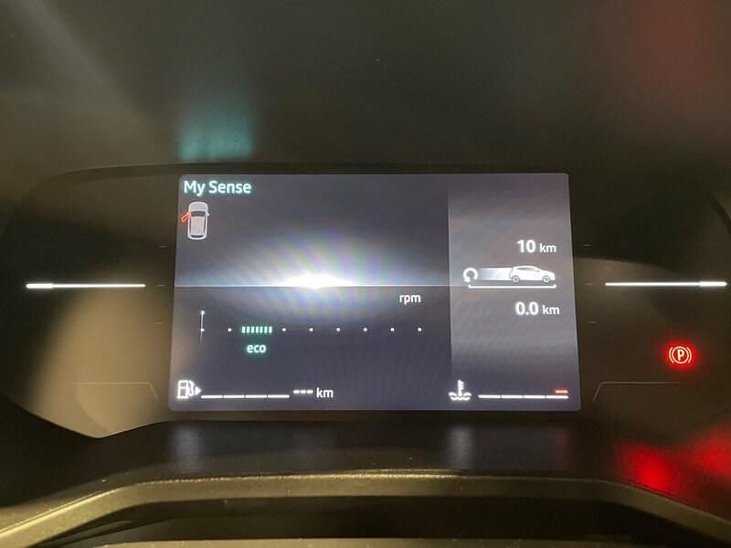 Nuevo Renault Clio V Techno 100 CV (73 kW) 2025 Negro Berlina