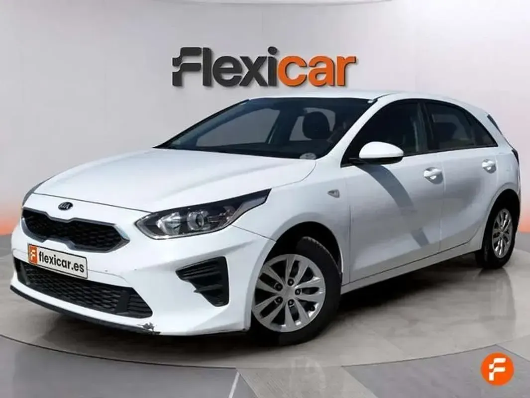 Usado Kia Ceed 120 CV (88 kW) 2020 Blanco Utilitario