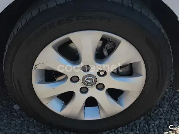 Usado Opel Zafira Family 140 CV (102 kW) 2018 Blanco Monovolumen