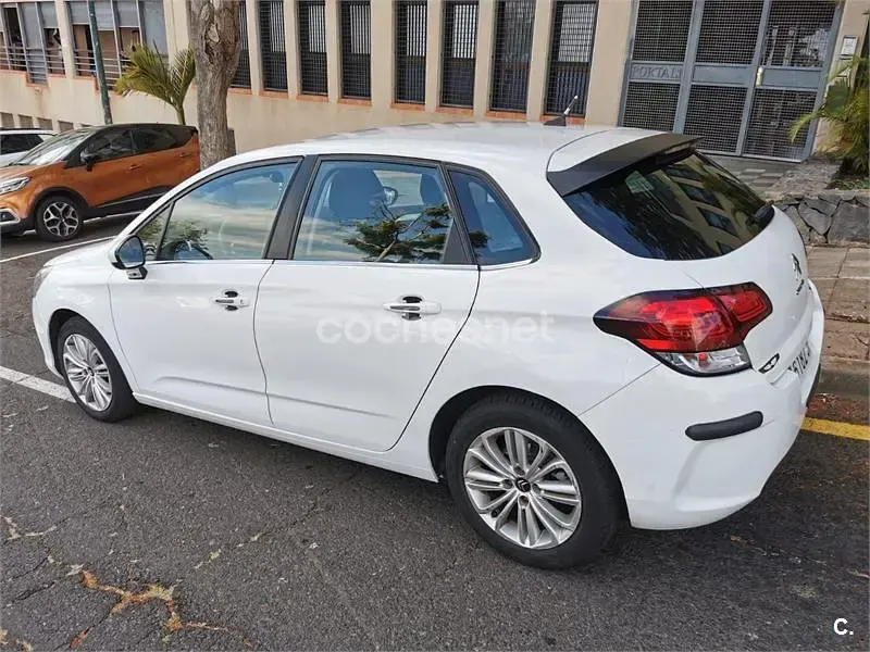 Usado Citroën C4 Feel 99 CV (72 kW) 2015 Blanco Berlina