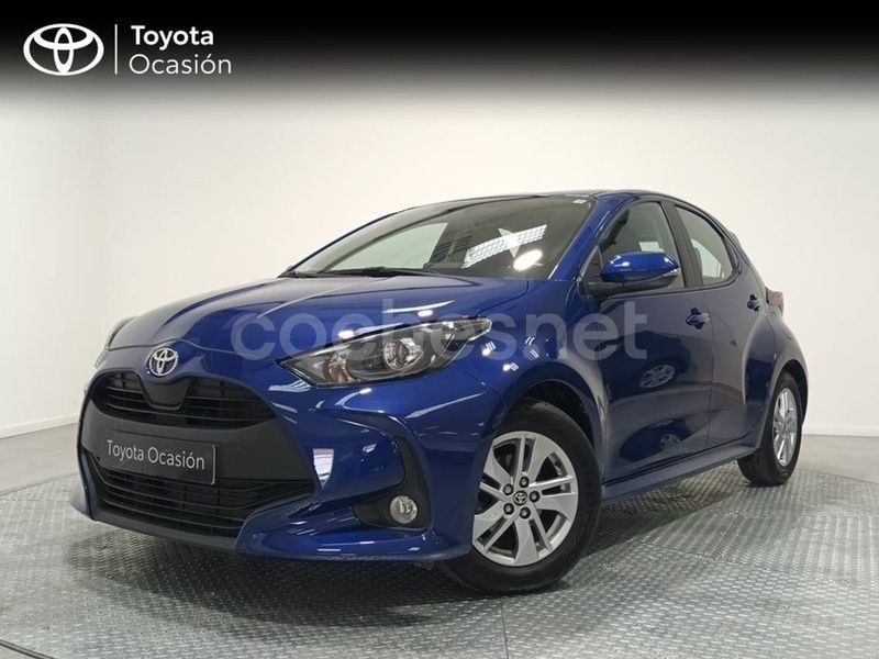 Azul Usado 2024 Toyota Yaris Berlina | 17.850 € (Buen precio) - Imagen 1/4