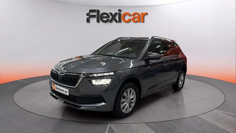 Usado Skoda Kamiq Active 111 CV (81 kW) 2022 Gris SUV