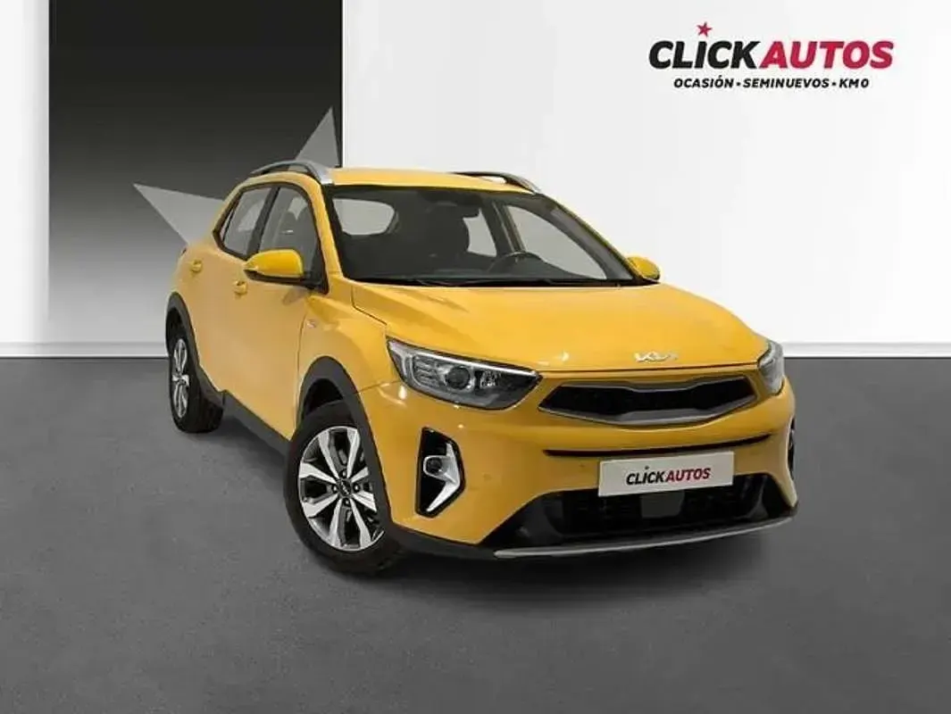 Usado Kia Stonic Active 101 CV (74 kW) 2026 Amarillo SUV