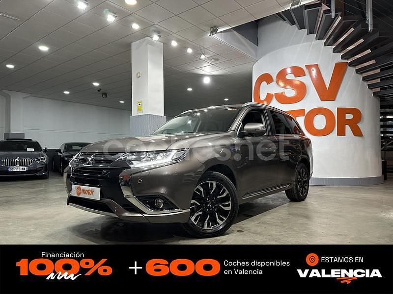 Negro Usado 2018 Mitsubishi Outlander P-HEV SUV | 15.950 € (Precio justo) - Imagen 1/4