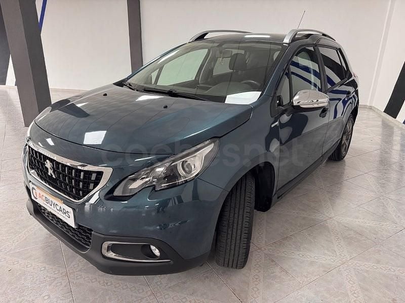 Käytetty Peugeot 2008 Allure 110 HP (80 kW) 2018 Harmaa Katumaasturi