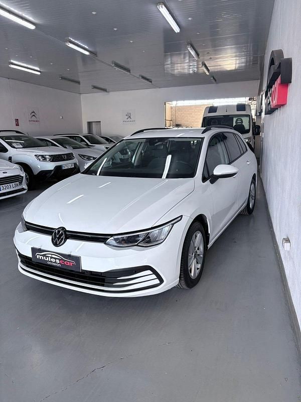 Usado VW Golf VIII Life 115 CV (84 kW) 2023 Blanco