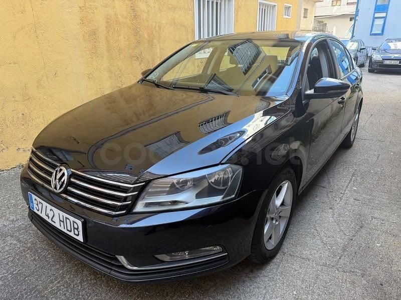 Usado VW Passat R-line BlueMotion 140 CV (102 kW) 2012 Negro Berlina