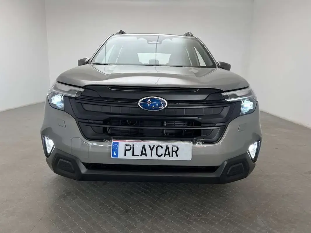 Nuevo Subaru Forester Active 151 CV (111 kW) 2026 Gris SUV