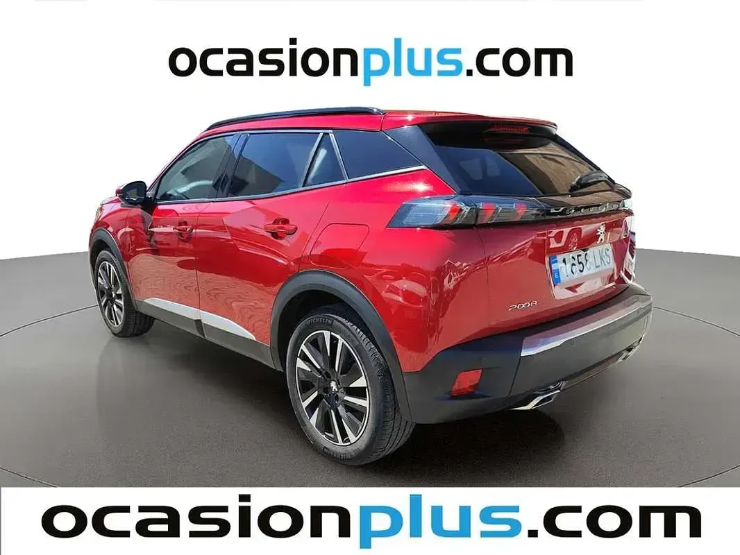 Usado Peugeot 2008 Allure 131 CV (96 kW) 2020 Rojo SUV
