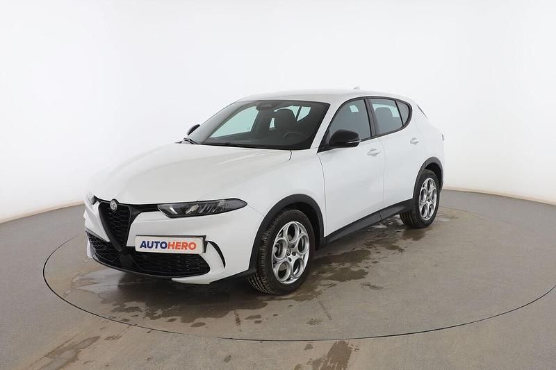 Usado Alfa Romeo Tonale Sprint 131 CV (96 kW) 2022 Blanco SUV