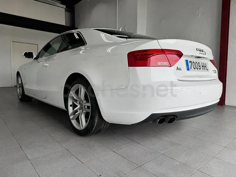 Käytetty Audi A5 S-Line 211 HP (155 kW) 2012 Valkoinen Coupe - kaksiovinen