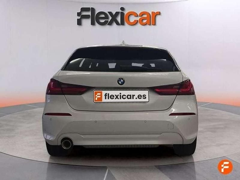 Usado BMW 118 140 CV (102 kW) 2020 Blanco Utilitario