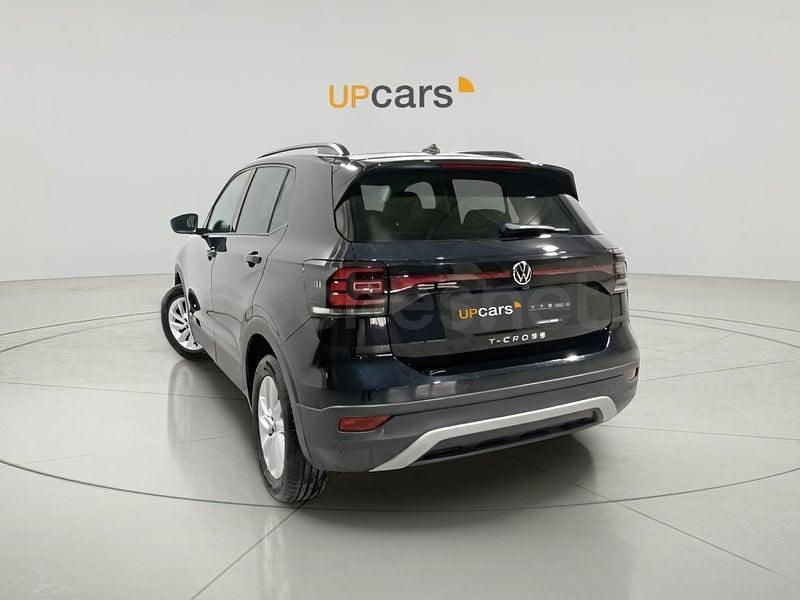 Usado VW T-Cross Advance 110 CV (80 kW) 2022 Negro SUV