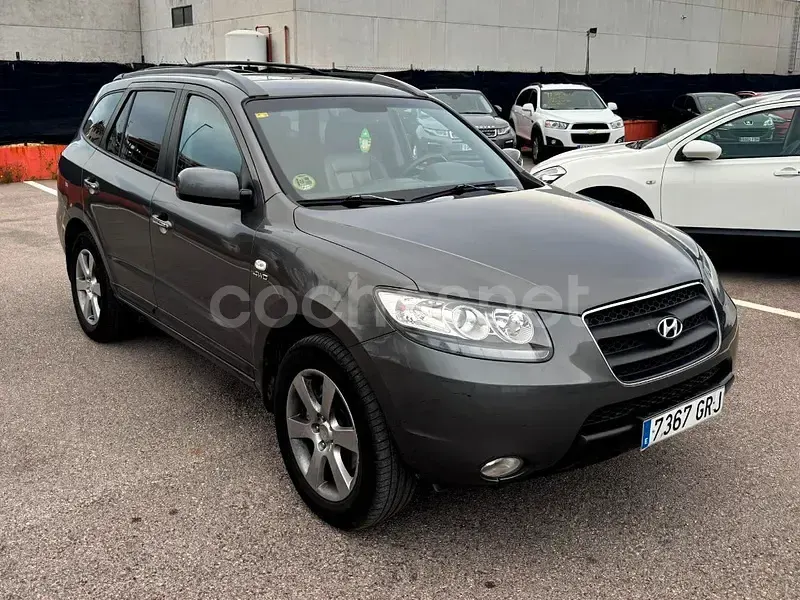 Usado Hyundai Santa Fe Style 155 CV (114 kW) 2009 Gris / plata SUV