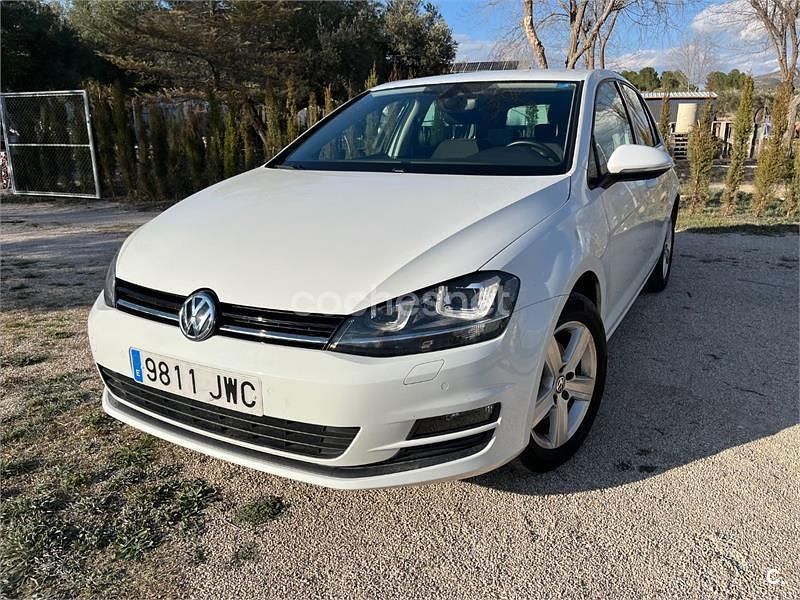 Blanco Usado 2017 VW Golf Advance Berlina | 15.200 € (Super precio) - Imagen 1/4