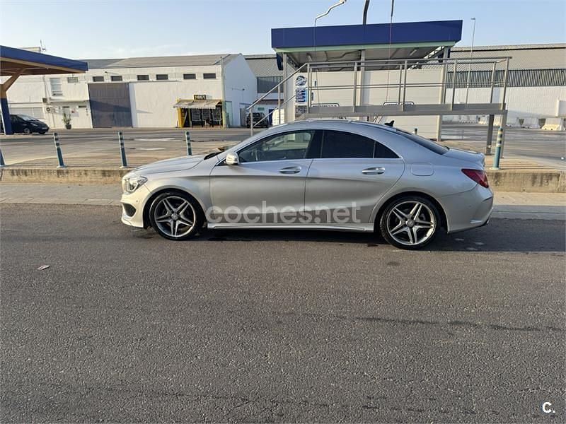 Usado Mercedes CLA200 136 CV (100 kW) 2017 Gris / plata Berlina