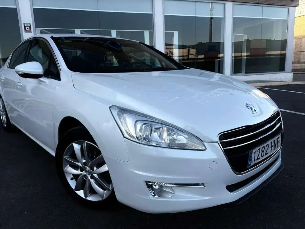 Usado Peugeot 508 Active 115 CV (84 kW) 2013 Blanco Berlina