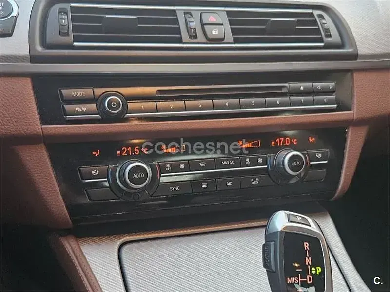 Usado BMW 535 Comfort Edition 313 CV (230 kW) 2014 Blanco Berlina