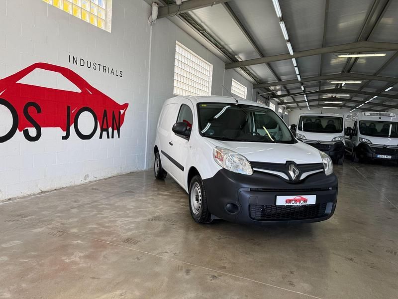 Usado Renault Kangoo 90 CV (66 kW) 2019 Blanco Monovolumen