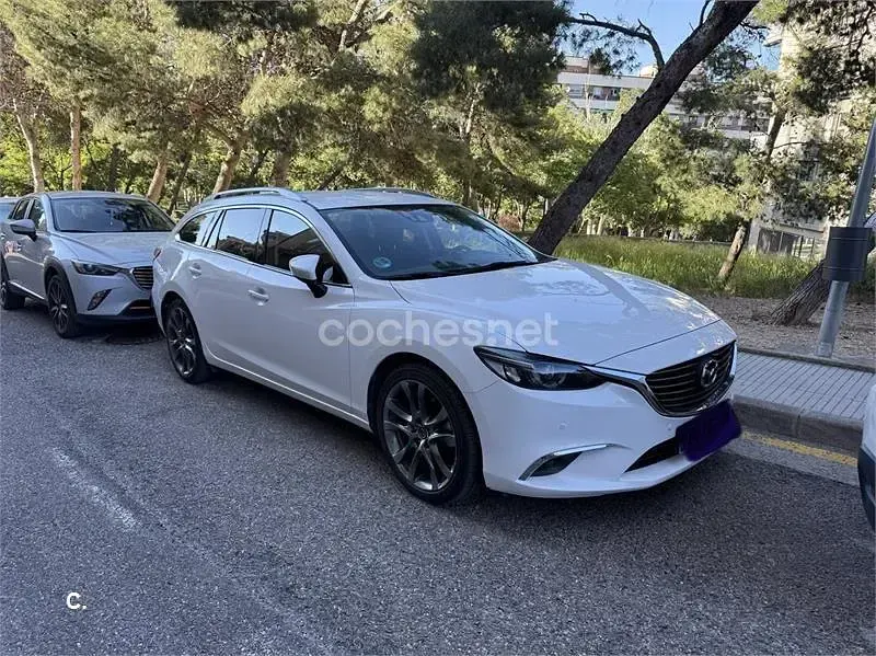 Usado Mazda 6 Luxury 150 CV (110 kW) 2015 Blanco Familiar