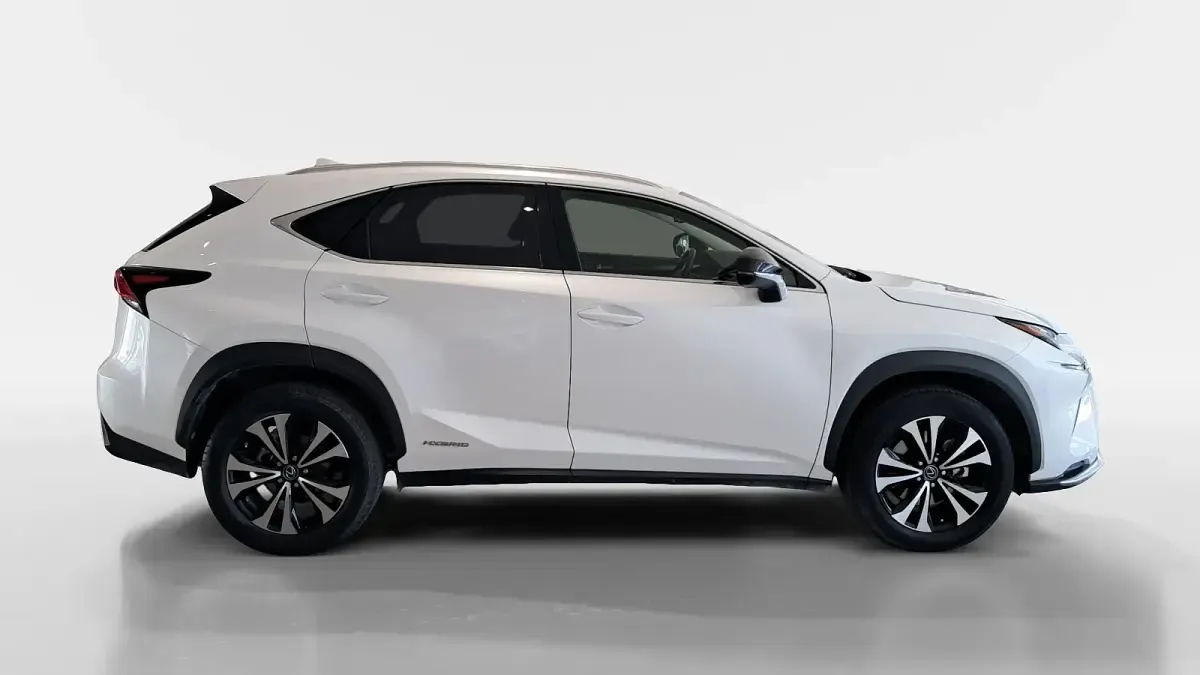 Usado Lexus NX300h 197 CV (144 kW) 2021 Blanco SUV