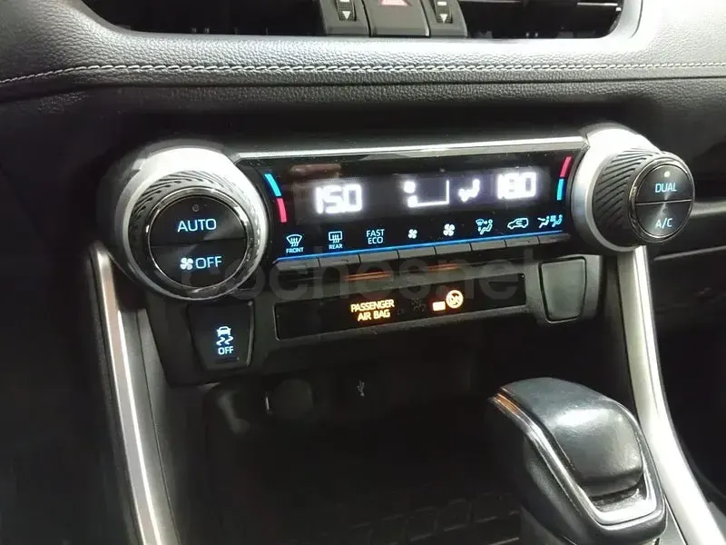 Usado Toyota RAV4 Hybrid Advance 218 CV (160 kW) 2021 Blanco SUV