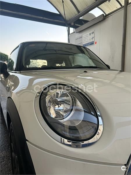 Usado Mini ONE 102 CV (75 kW) 2016 Beige Utilitario