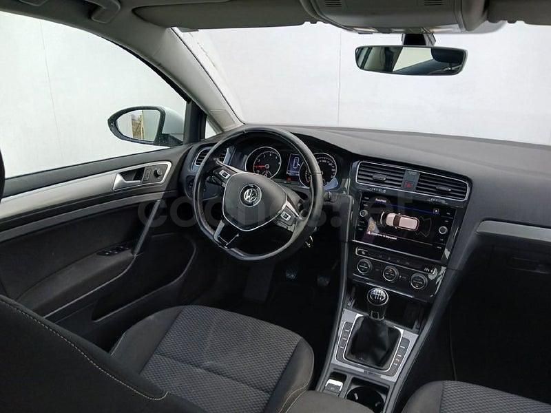 Usado VW Golf VII Edition 115 HP (84 kW) 2019 Branco Sedan