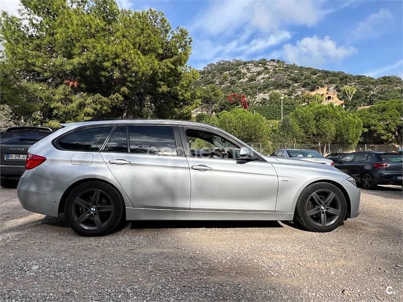 Usado BMW 318 M Sport 143 CV (105 kW) 2013 Gris / plata Familiar