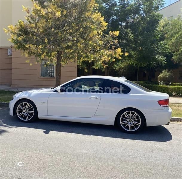 Usado BMW 320 177 CV (130 kW) 2009 Blanco Coupe