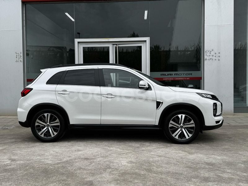Blanco Usado 2021 Mitsubishi ASX SUV | 23.999 € (Caro) - Imagen 1/4