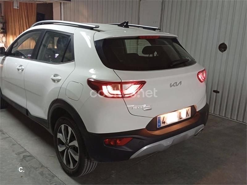 Blanco Usado 2021 Kia Stonic SUV | 15.500 € (Buen precio) - Imagen 1/4